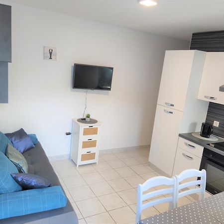 Apartments Rak Vis Habitación foto